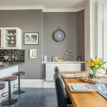 Stunning Sea Views Ventnor Apartment Luaran gambar